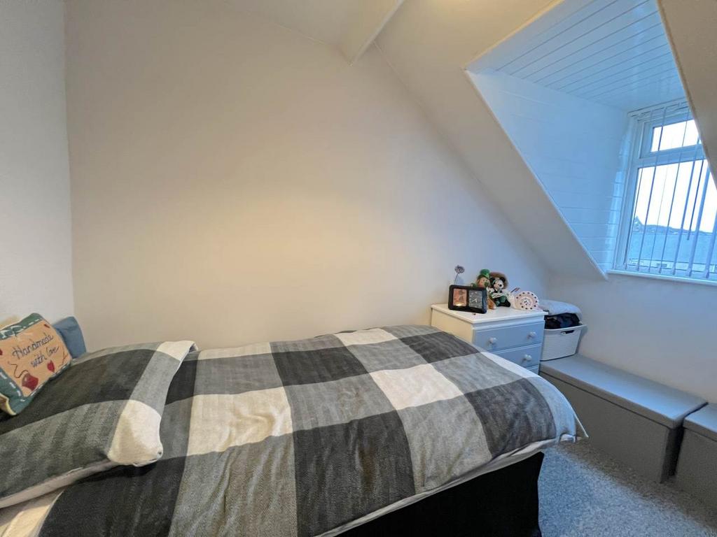 Bedroom4