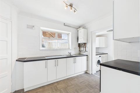 3 bedroom semi-detached house for sale, Canterbury Road, Worcester, Worcestershire, WR5