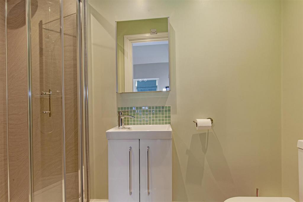 Bedroom 2 En Suite