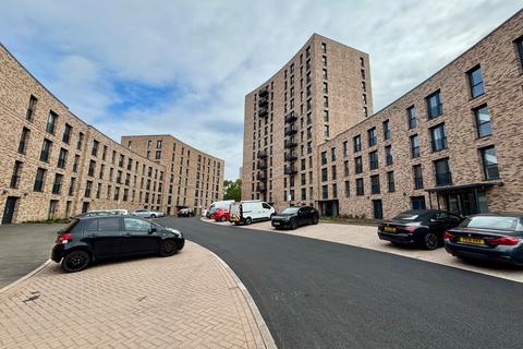 2 bedroom flat to rent, Griffiths Close, Balsall Heath, Birmingham, West Midlands, B12
