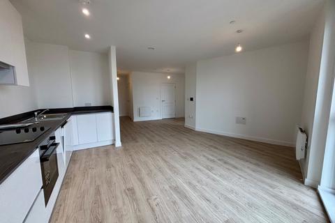 2 bedroom flat to rent, Griffiths Close, Balsall Heath, Birmingham, West Midlands, B12