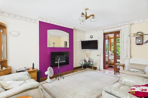 undefined, Llandrinio, Llanymynech