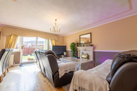 8 Birchend Drive, Glasgow, G21 2BL