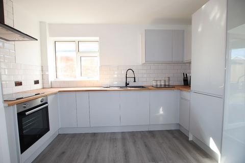 9 Burrs Road, Clacton-on-sea, CO15 4LA