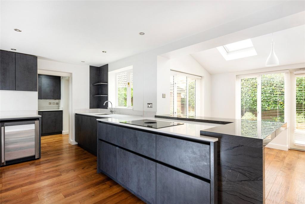 Kitchen/Breakfast