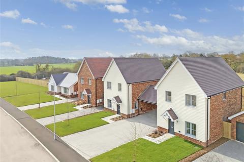2 bedroom detached house for sale, Foxglove Place, Watch House Green, Felsted, Dunmow, CM6