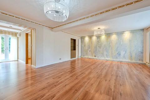 undefined, Parklands Way, Worcester Park, KT4