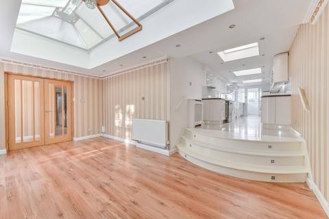 undefined, Parklands Way, Worcester Park, KT4
