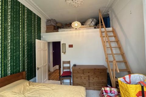 2 bedroom flat to rent, Denmark Terrace, Brighton BN1