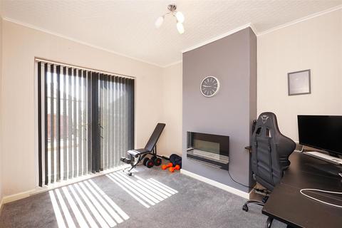 42 Dalton Fields Lane, Dalton-in-furness, LA15 8NY