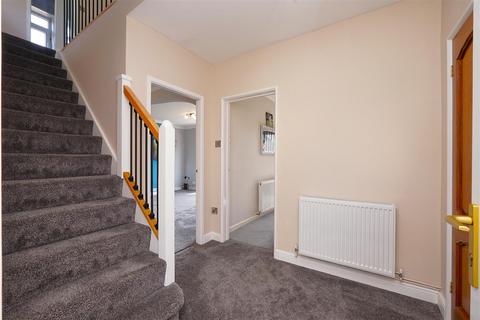 42 Dalton Fields Lane, Dalton-in-furness, LA15 8NY