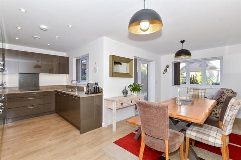 6 Jefferys Lane, Snodland, ME6 5SS