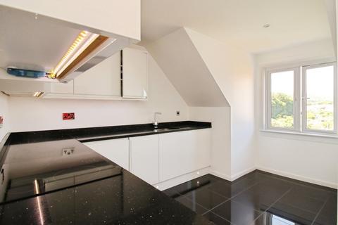 3 bedroom flat for sale, Inchview Terrace, Edinburgh EH7