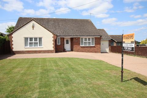 Oakview Clacton Road, Weeley, Clacton-on-sea, CO16 9DN