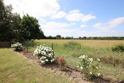 Oakview Clacton Road, Weeley, Clacton-on-sea, CO16 9DN