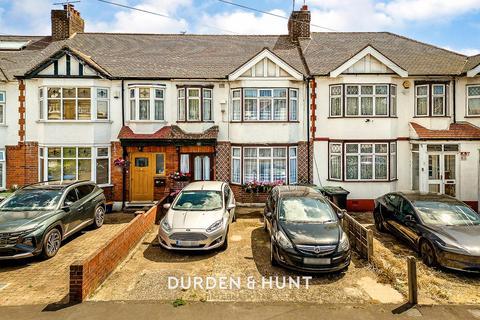 3 bedroom terraced house for sale, Buckhurst Way, Buckhurst Hill, IG9