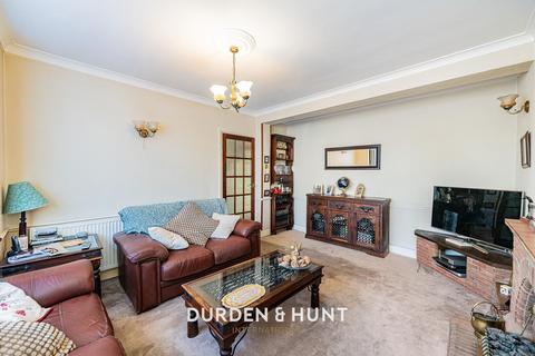 3 bedroom terraced house for sale, Buckhurst Way, Buckhurst Hill, IG9