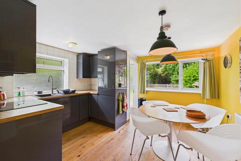 2 bedroom semi-detached house for sale, Church Road, North Ferriby