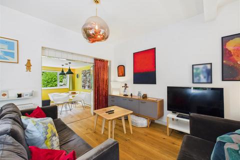 2 bedroom semi-detached house for sale, Church Road, North Ferriby