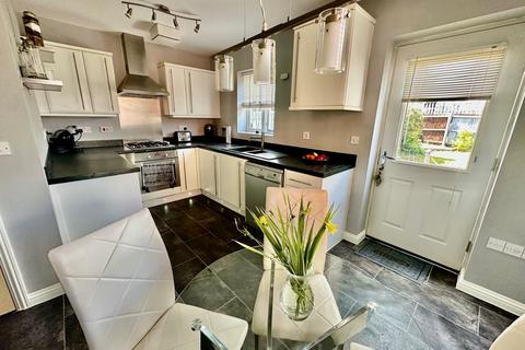 3 bedroom semi-detached house for sale, Discovery Close, Coalville, LE67
