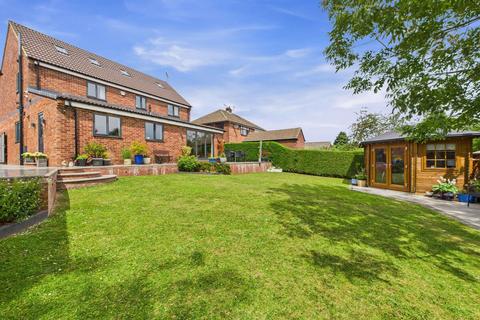 5 bedroom detached house for sale, Chesterfield S42