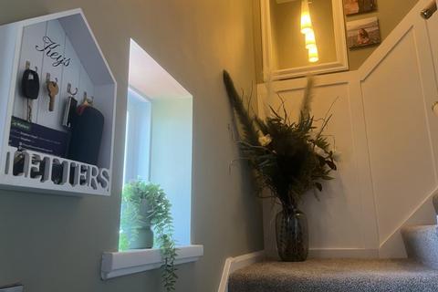 61 Brynsierfel, Llanelli, SA14 9HD