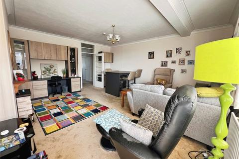 3 bedroom apartment for sale, George V Avenue, Worthing, West Sussex
