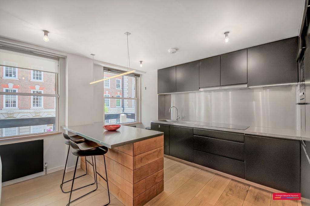 Apartment in London, City of Westminster - View 2
