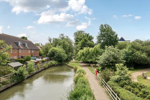 Complins Close, The Waterways, Summertown