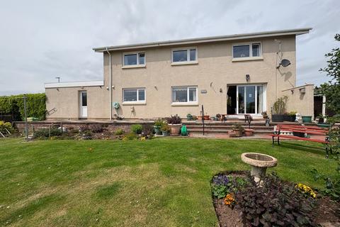 4 bedroom detached house for sale, Mabons Place, Chirnside, Duns