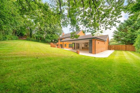 5 bedroom detached house for sale, Roefields Close, Hertfordshire HP3