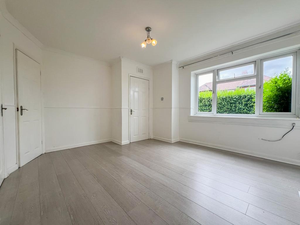 Living room (2)