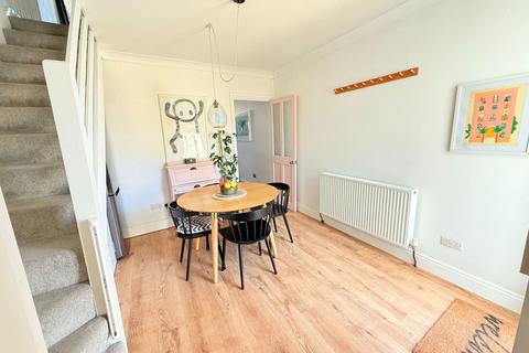 61 Hill House Road, Dartford, DA2 6HG