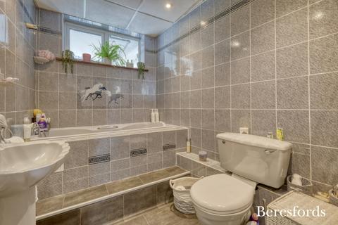 undefined, Moor Lane, Upminster, RM14