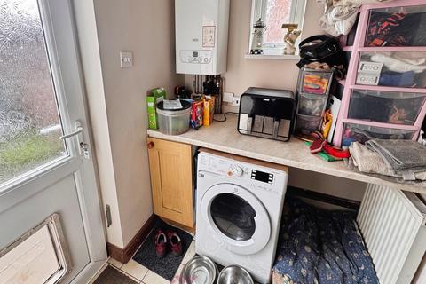 20 Oakmoor Road, Moorends, Doncaster, DN8 4ND