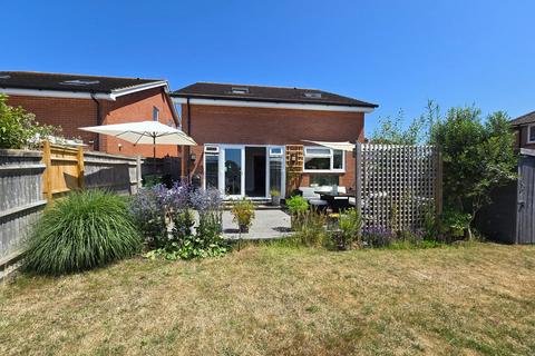 1 Canada Way, Bexhill-on-sea, TN39 4FL