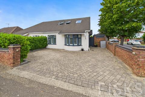 3 bedroom semi-detached house for sale, Eastern Avenue, Benfleet, SS7