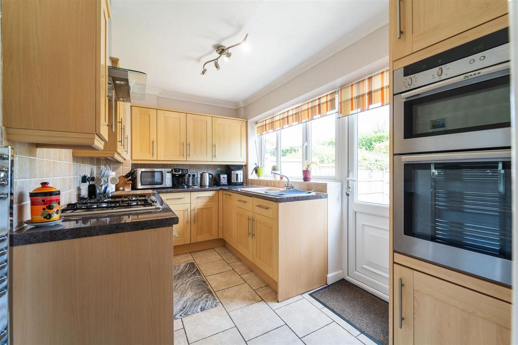 41 Mollington Crescent, Shirley, B90 3 RQ 9.jpg