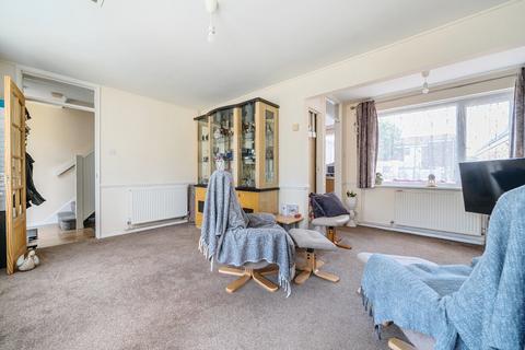 11 Cambrian Way, Basingstoke, RG22 5AH