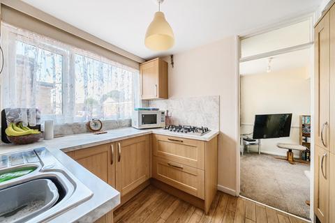 11 Cambrian Way, Basingstoke, RG22 5AH