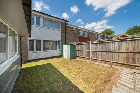 11 Cambrian Way, Basingstoke, RG22 5AH