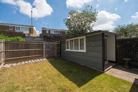 11 Cambrian Way, Basingstoke, RG22 5AH