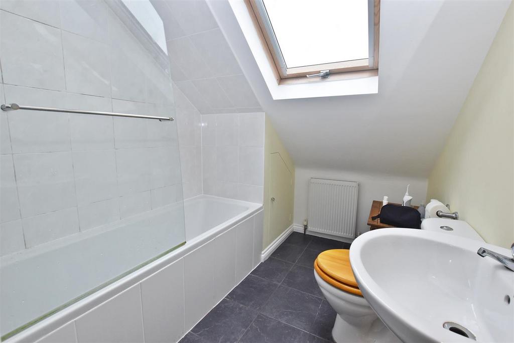 DDP04920 bath 1.JPG