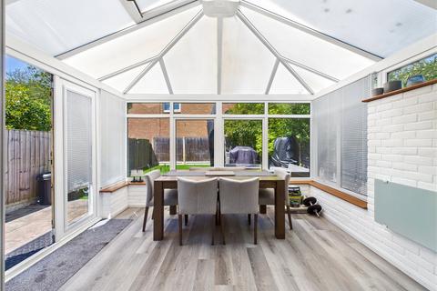 45 Sheppard Drive, Chelmsford, CM2 6QE