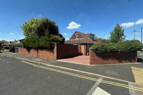 171 Hatton Road, Feltham, TW14 9PR