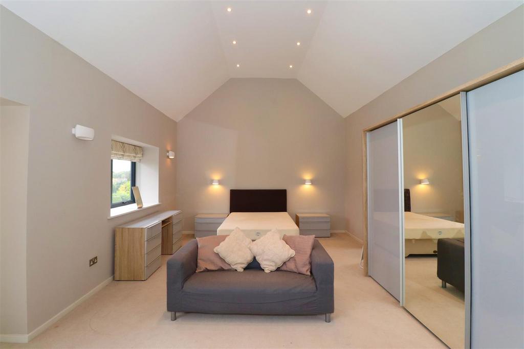 Principal suite