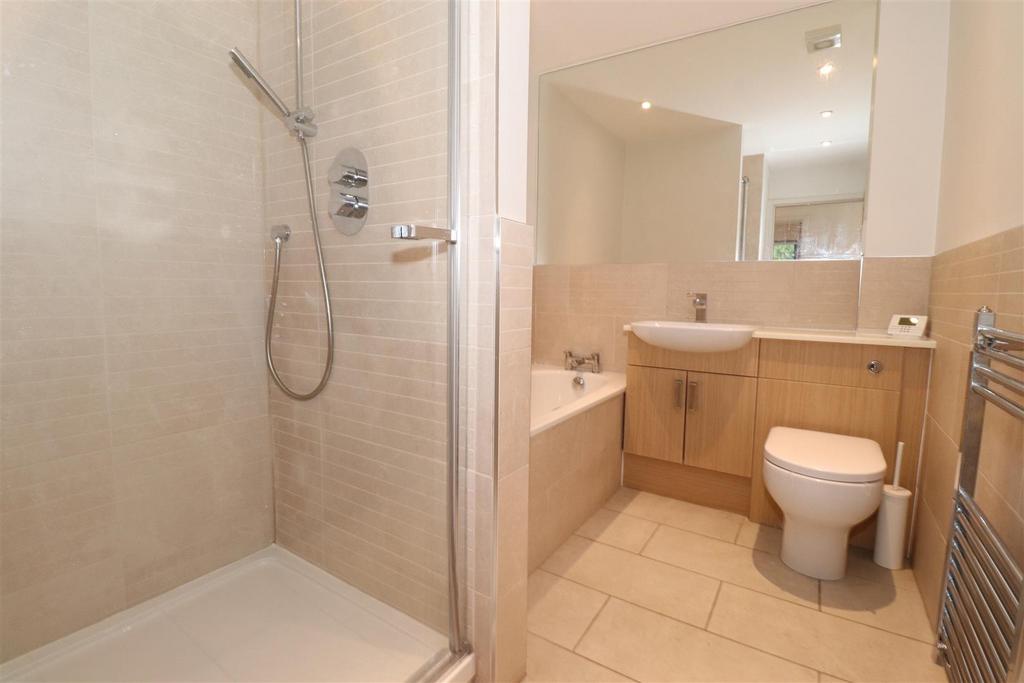 En suite shower room