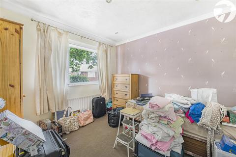 2 Bramble Avenue, Bean, Dartford, DA2 8BP