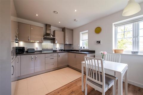 2 bedroom flat for sale, Barming Walk, Barming, Maidstone, Kent, ME16
