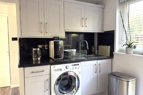 1 bedroom maisonette for sale, Grafton Road, Dagenham